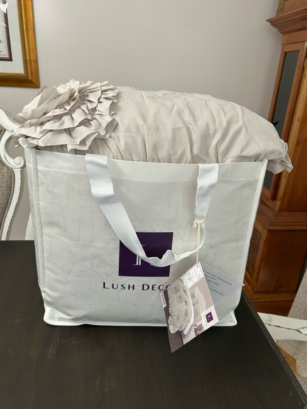 Lush Décor Serena Comforter Set King 3PC Light Gray Floral Textured New With Tag - Picture 3 of 11